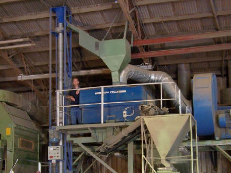 crops vertical elevator